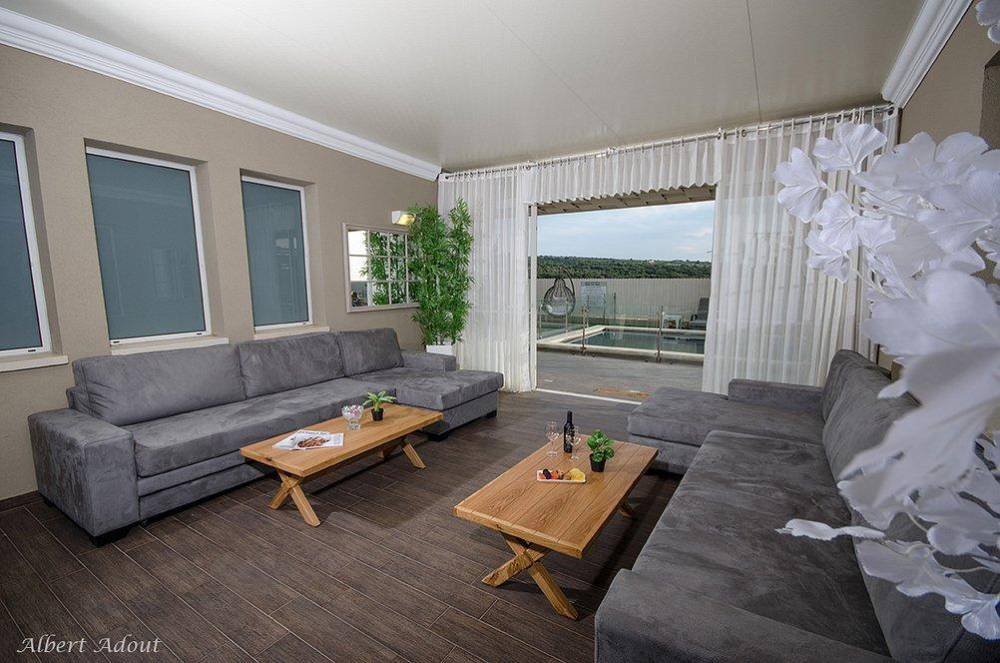 11256 מתחם פנימי והחדרים, וילה כינור דוד המלך, וילה  במנות וילות - Vila 4 U