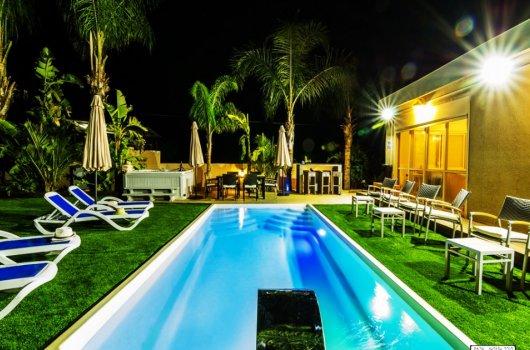 19432 מתחם חיצוני, וילה אקסודוס, וילה  בשדות מיכה וילות - Vila 4 U