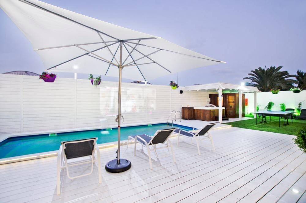 48272 חצר ובריכה, אחוזת ליר, וילה  בשדה יצחק וילות - Vila 4 U