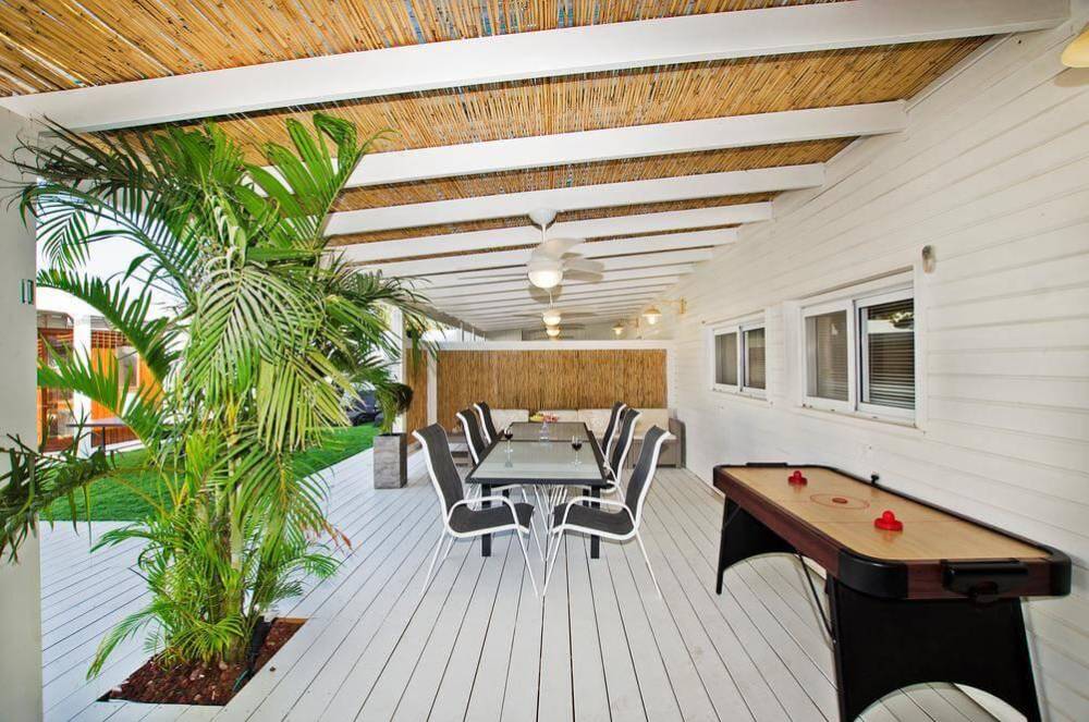 48277 חצר ובריכה, אחוזת ליר, וילה  בשדה יצחק וילות - Vila 4 U