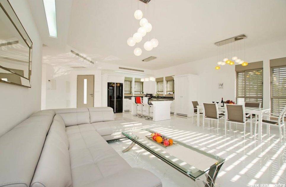 54804 פנים הוילה, אחוזת דניאל, וילה  בזכריה וילות - Vila 4 U