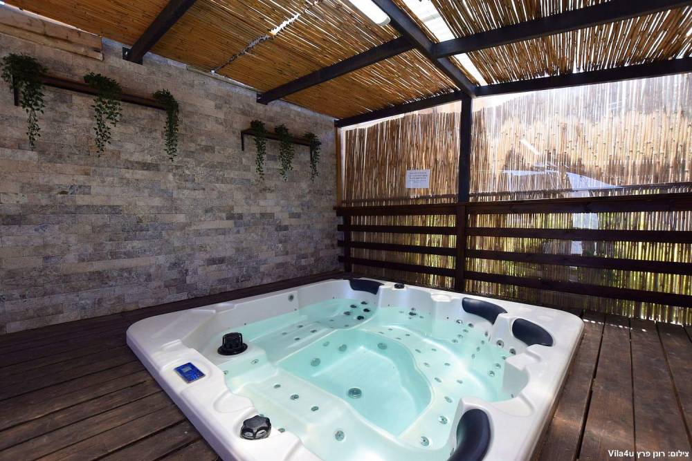 79756 מתחם חיצוני, וילה עמליה, וילה  במגדל וילות - Vila 4 U