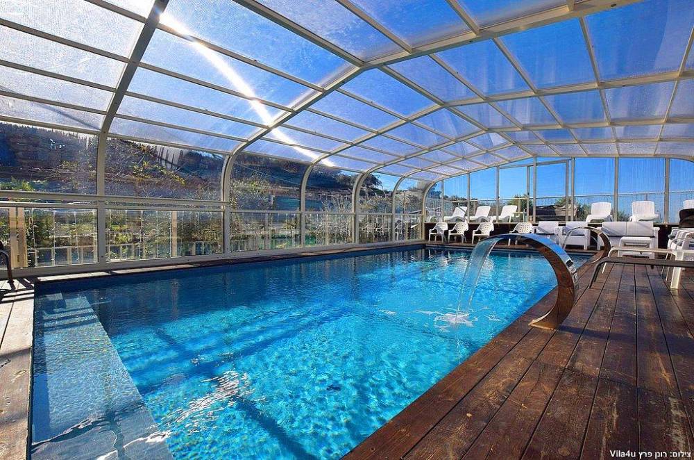 99250 המתחם בחורף, וילה הורייזן, וילה  בירכא וילות - Vila 4 U