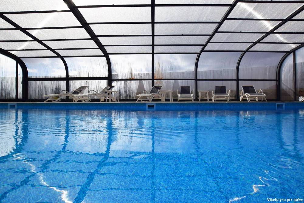 100877 גלריית חוץ, אחוזת עומרי, וילה  בצוריאל וילות - Vila 4 U