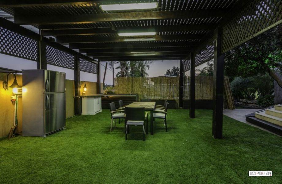 103330 המתחם החיצוני, וילה האליזה, וילה  בשדות מיכה וילות - Vila 4 U