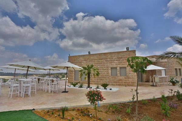 103658 אירועים במתחם, אחוזת דניאל, וילה  בזכריה וילות - Vila 4 U