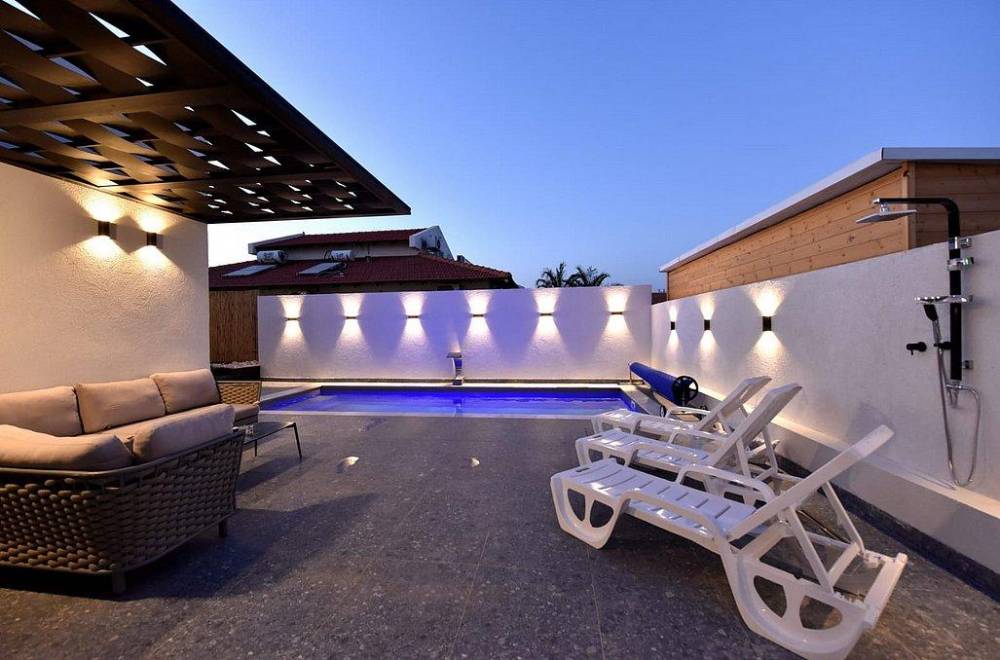 111935 המתחם החיצוני, White - Luxury Villa Eilat - וויט לקשרי וילה אילת, וילה  באילת וילות - Vila 4 U