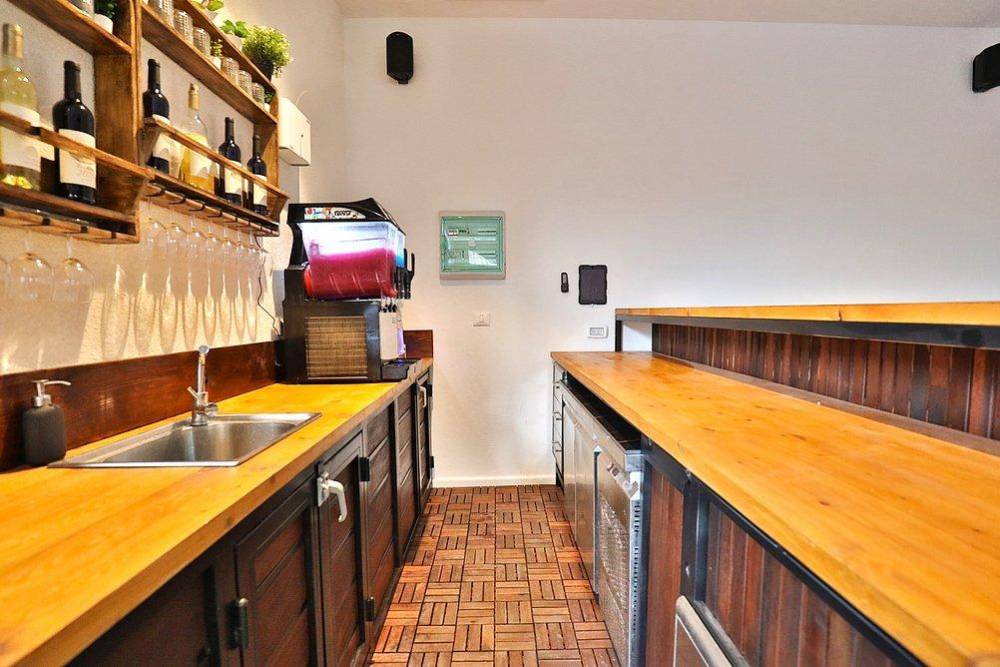 113501 מתחם הבריכה, אחוזת יולי איוונטס, וילה  בנתניה וילות - Vila 4 U