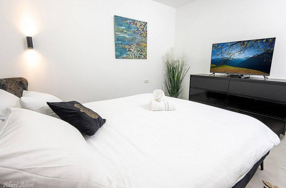 124450 גלריית פנים, מתחם אירוח אודט, וילה  בזרעית וילות - Vila 4 U