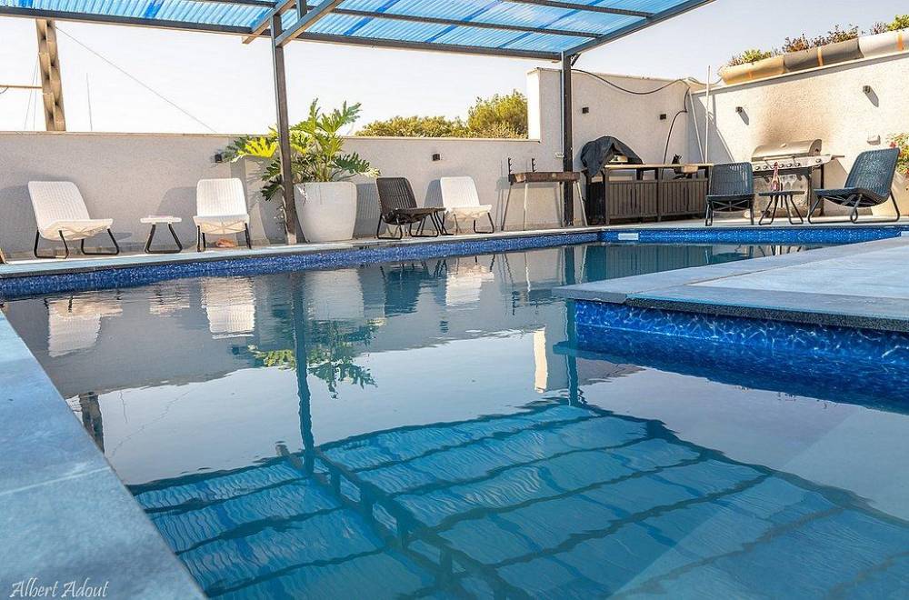 124486 גלריית חוץ, מתחם אירוח אודט, וילה  בזרעית וילות - Vila 4 U