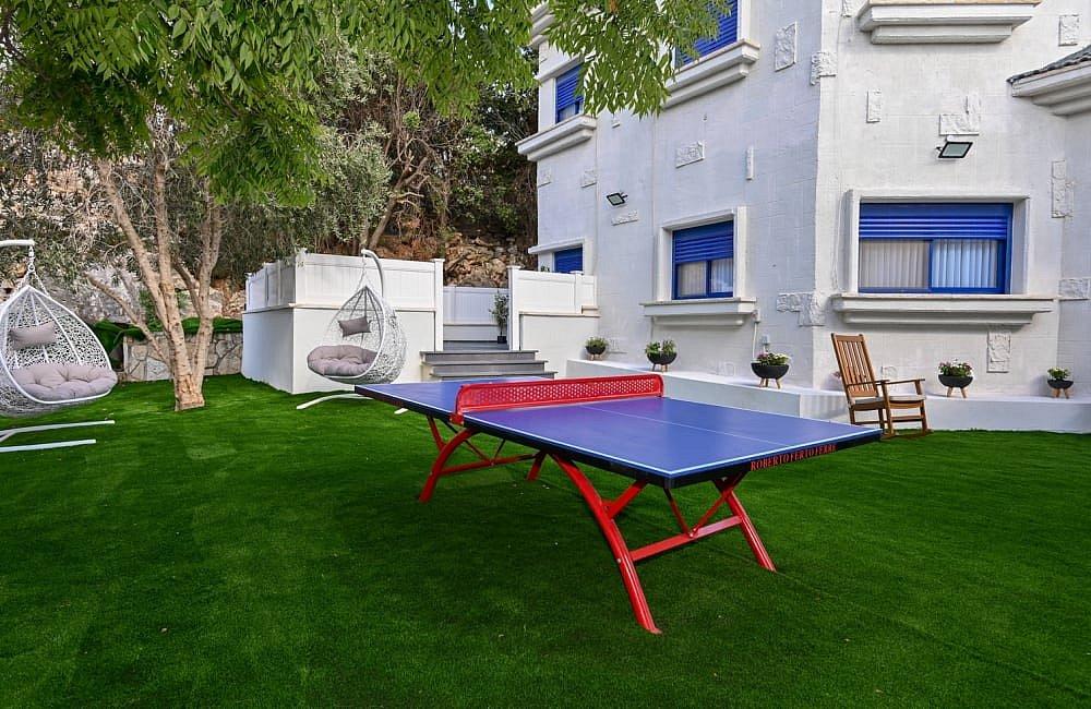 130713 מתחם חיצוני, אחוזת סנטוריני, וילה  בעין יעקב וילות - Vila 4 U