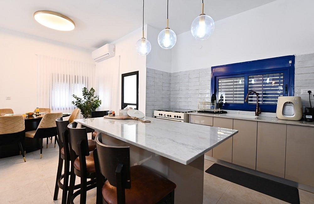 130743 מתחם פנימי, אחוזת סנטוריני, וילה  בעין יעקב וילות - Vila 4 U