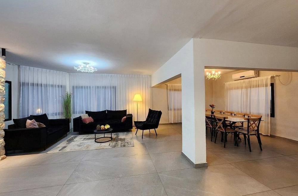 135512 גלריית פנים, אחוזת הכתר נוף כנרת, וילה  בנוף כנרת וילות - Vila 4 U