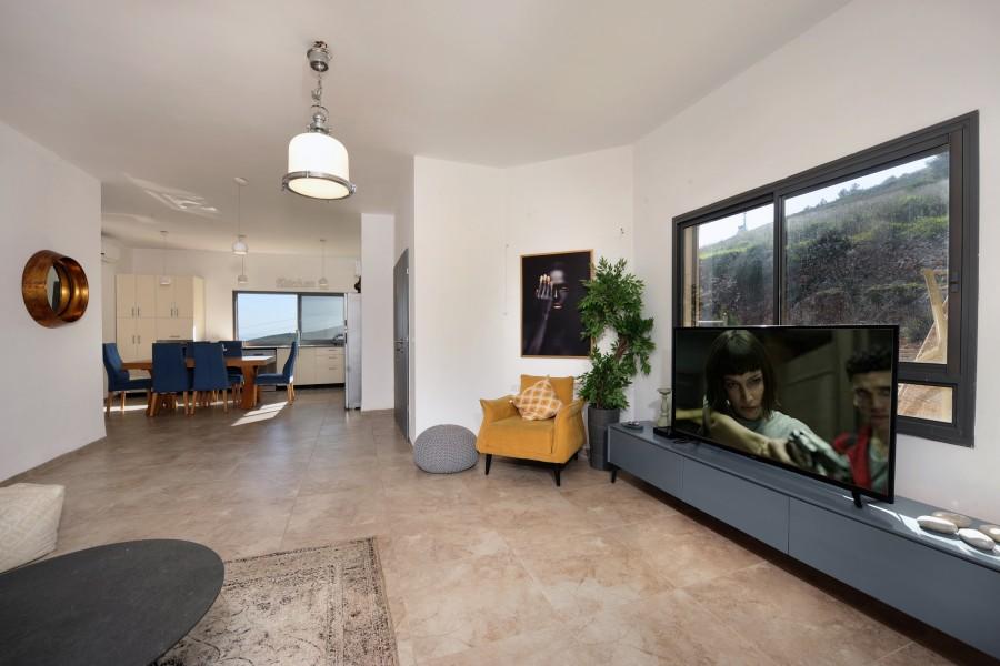 140446 פנים הוילה והחדרים, וילה נוף מולדת, וילה  בראש פינה וילות - Vila 4 U