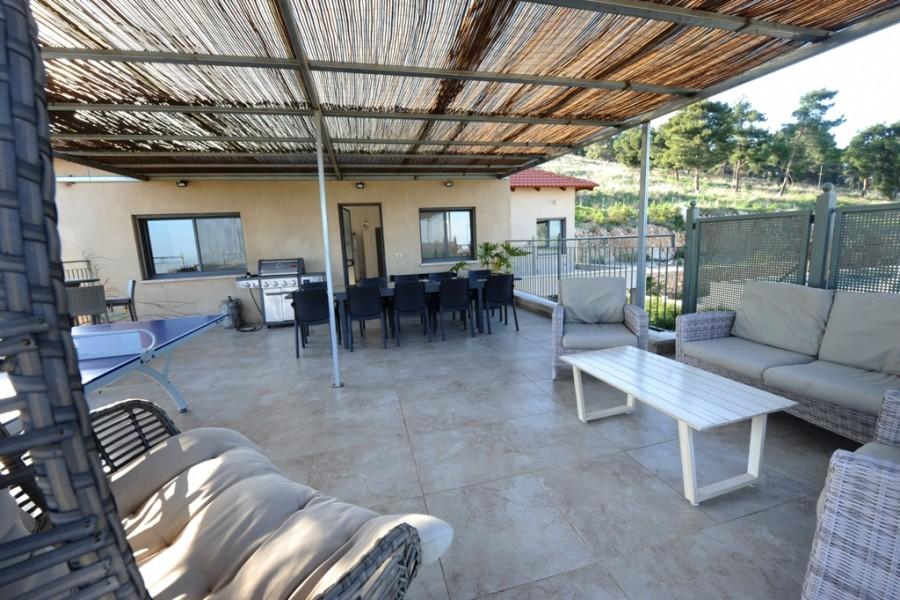 140475 חצר ובריכה, וילה נוף מולדת, וילה  בראש פינה וילות - Vila 4 U