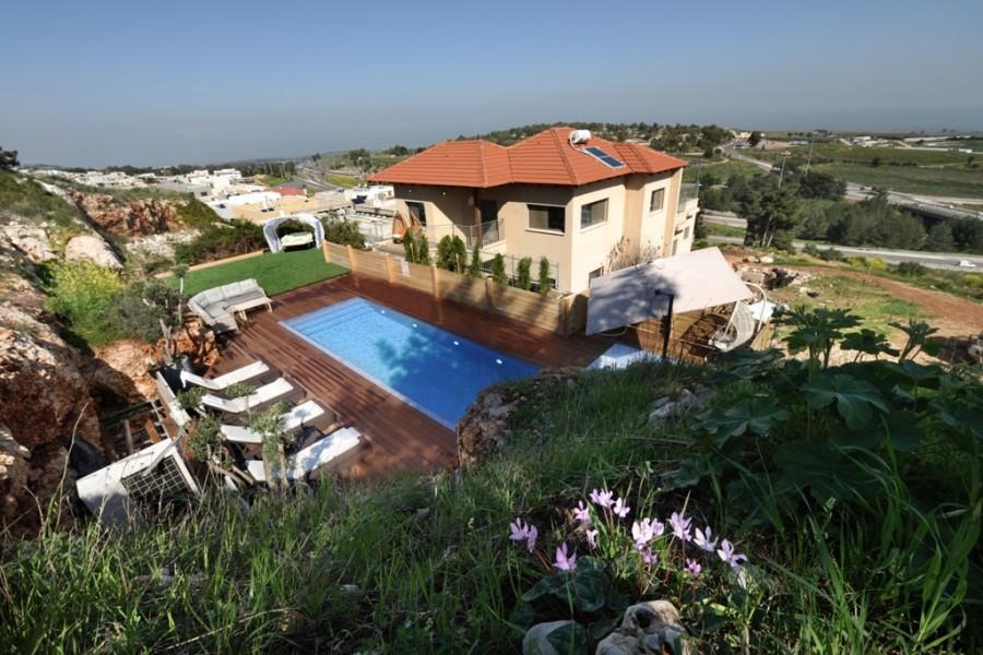 140484 חצר ובריכה, וילה נוף מולדת, וילה  בראש פינה וילות - Vila 4 U