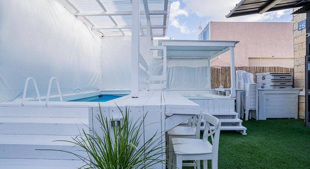 142659 המתחם החיצוני, מתחם אופוריה, וילה  באור עקיבא וילות - Vila 4 U