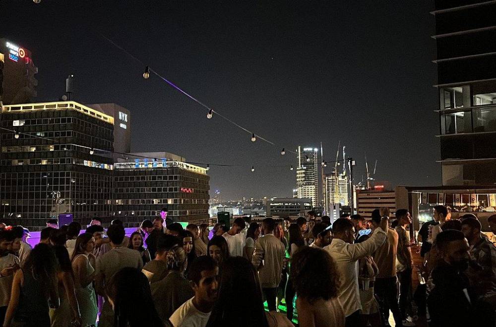 144932 גלריה כללית, אלמאגו רוף תל אביב, וילה  בתל אביב וילות - Vila 4 U