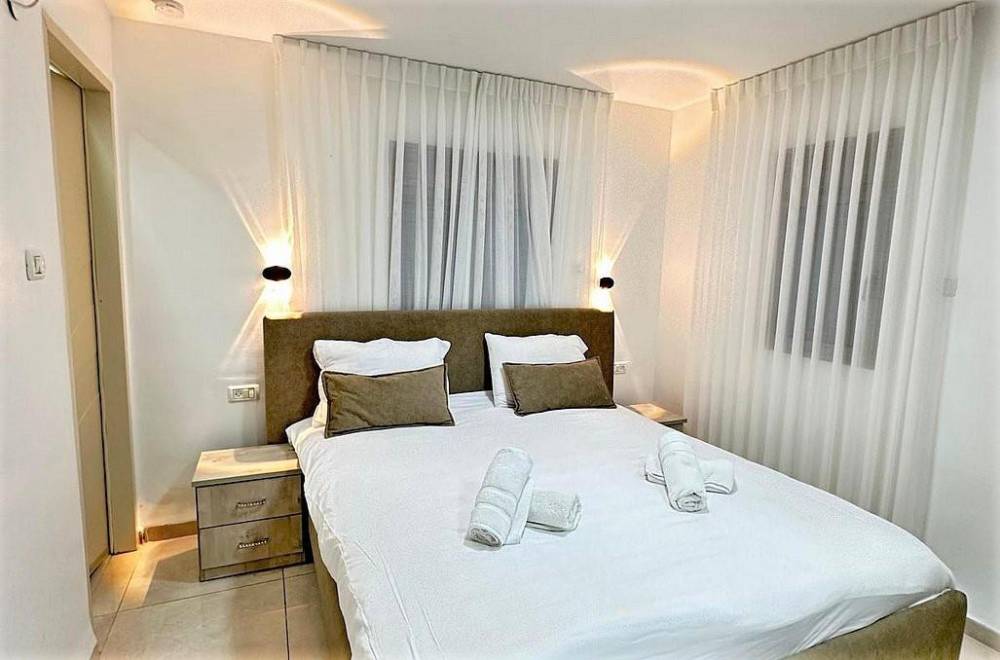 153760 מתחם פנימי, וילה אחוזת אופאל, וילה  באלקוש וילות - Vila 4 U