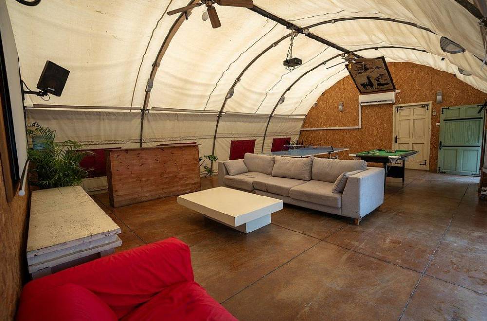 153973 כללי, וויליג בר איוונטס, וילה  בנווה מבטח וילות - Vila 4 U