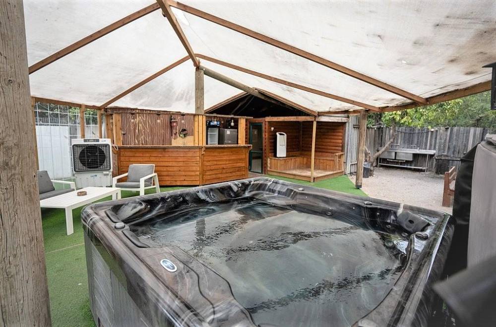 153975 כללי, וויליג בר איוונטס, וילה  בנווה מבטח וילות - Vila 4 U