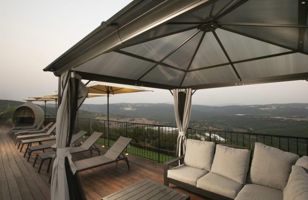 156074 המתחם החיצוני, אחוזת סאנשיין, וילה  בזרעית וילות - Vila 4 U