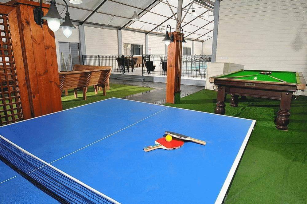 156912 מתחם חיצוני, אחוזת אדל, וילה  בעבדון וילות - Vila 4 U