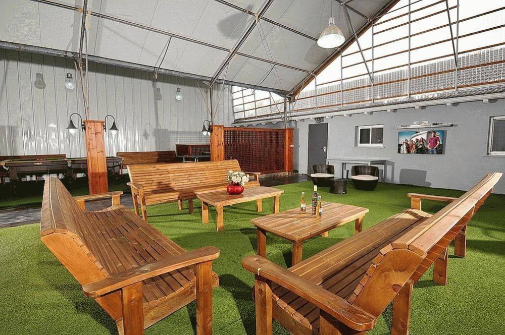 156913 מתחם חיצוני, אחוזת אדל, וילה  בעבדון וילות - Vila 4 U