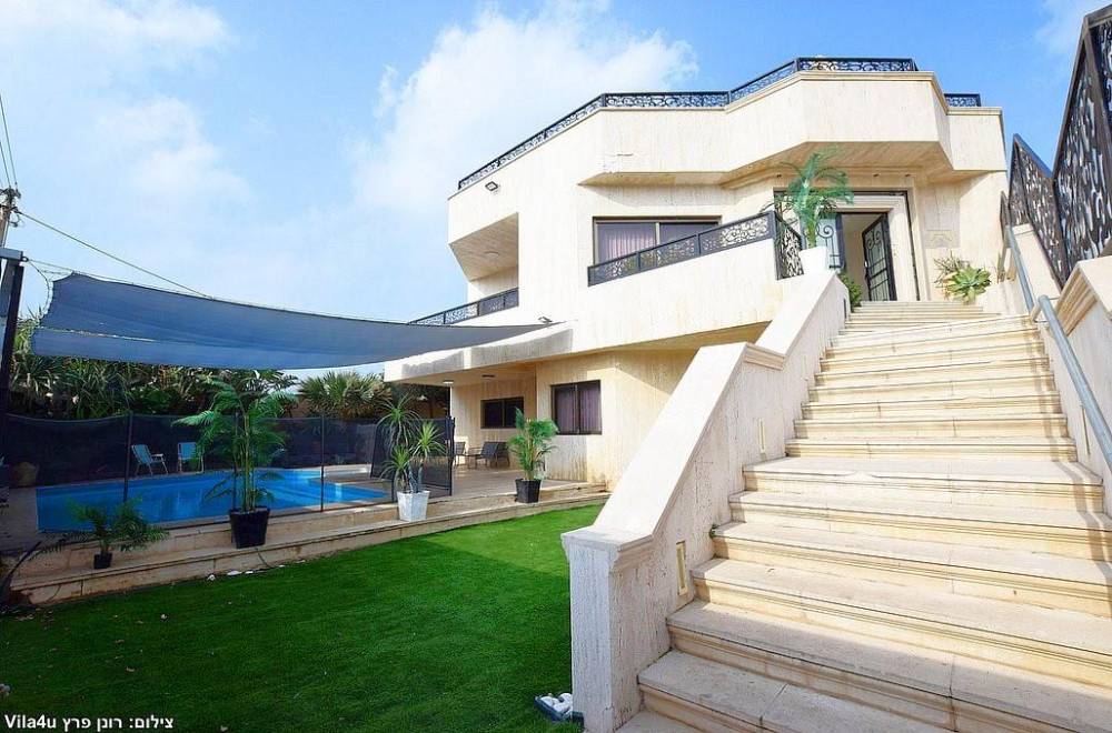 157626 מתחם החוץ, אחוזת הים נתניה, וילה  בנתניה וילות - Vila 4 U