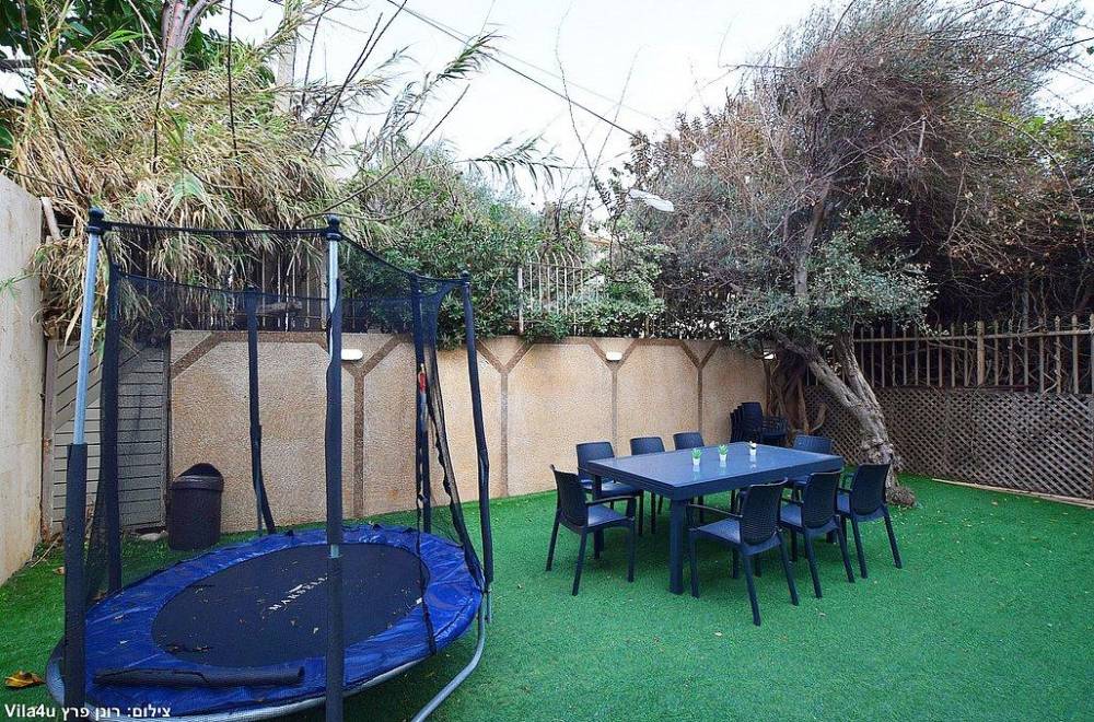 157630 מתחם החוץ, אחוזת הים נתניה, וילה  בנתניה וילות - Vila 4 U