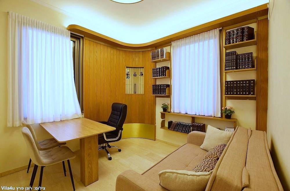 157653 חדרי השינה והרחצה, אחוזת הים נתניה, וילה  בנתניה וילות - Vila 4 U