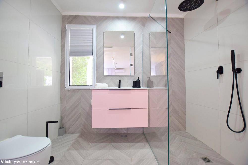 162709 גלריית פנים, וילה במצפה, וילה  בכרמיאל וילות - Vila 4 U