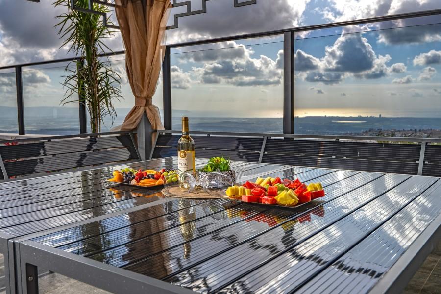 164039 חצר ונוף, וילה נוף לים ירכא, וילה  בירכא וילות - Vila 4 U