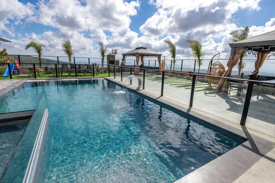 164042 חצר ונוף, וילה נוף לים ירכא, וילה  בירכא וילות - Vila 4 U