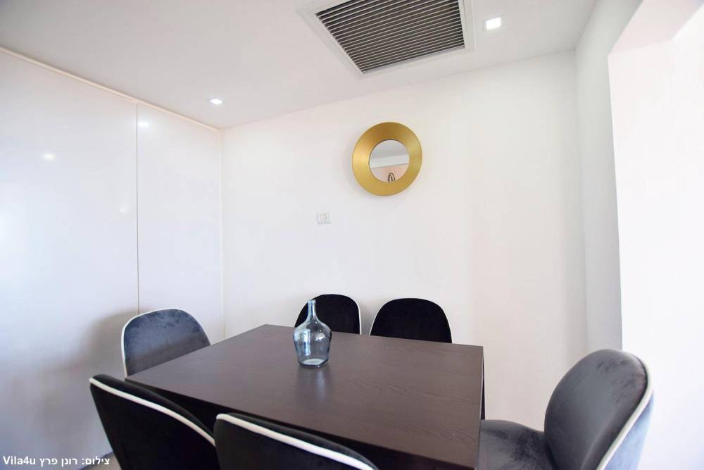 167542 גלרית פנים, אחוזת אביאל בכנרת, וילה  בטבריה וילות - Vila 4 U