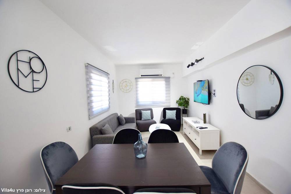 167545 גלרית פנים, אחוזת אביאל בכנרת, וילה  בטבריה וילות - Vila 4 U