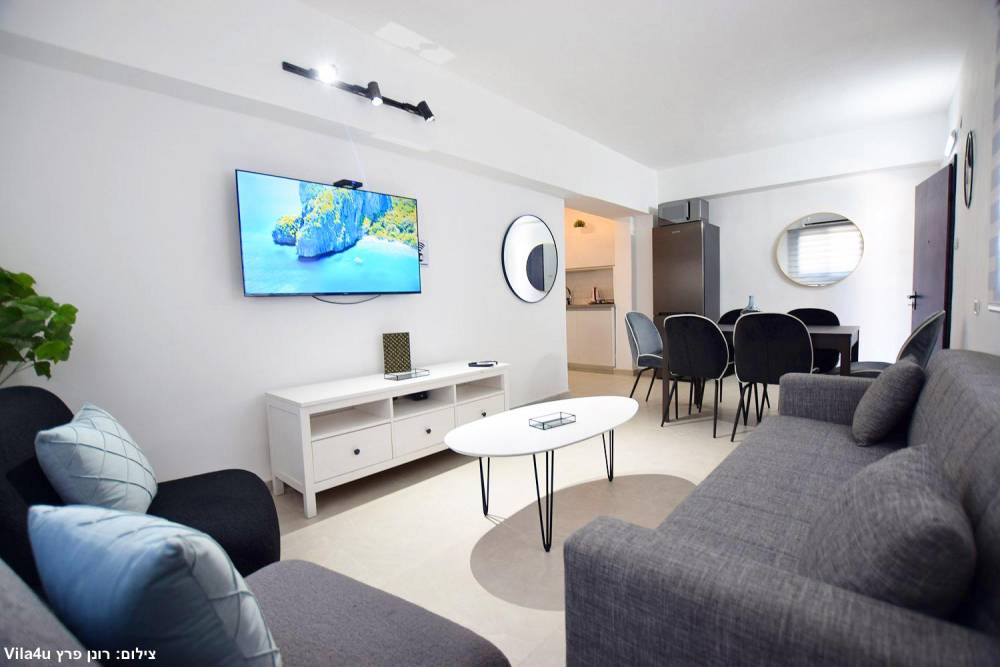 167562 גלרית פנים, אחוזת אביאל בכנרת, וילה  בטבריה וילות - Vila 4 U