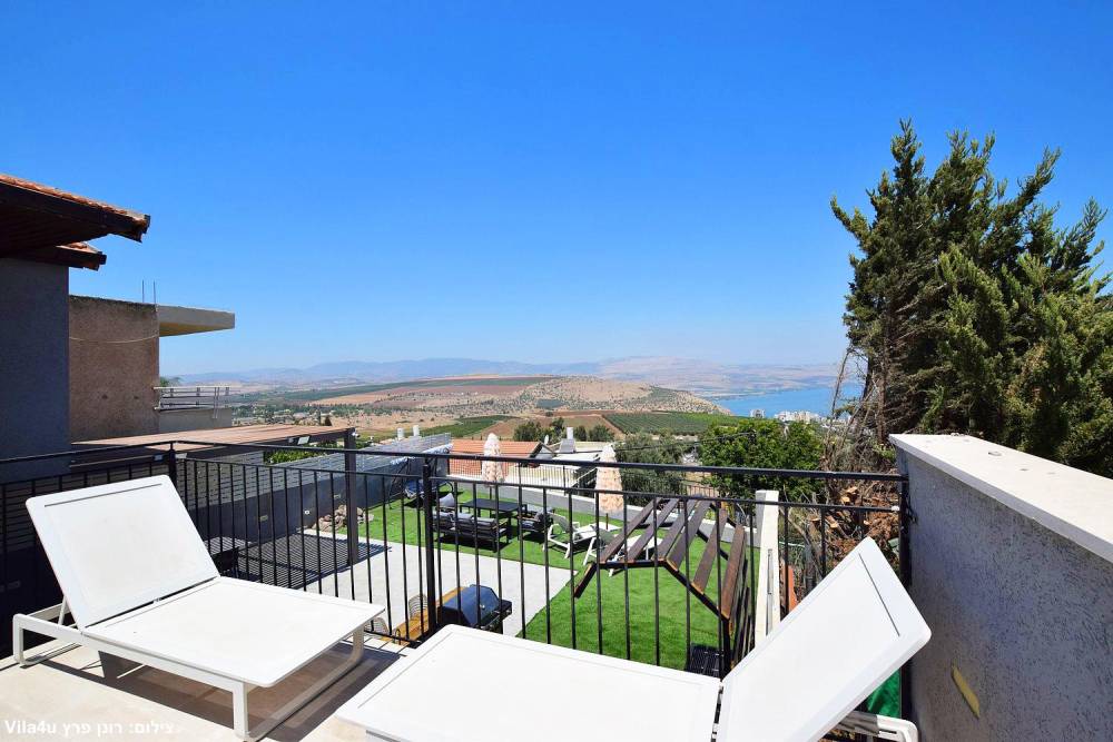 167600 גלרית חוץ, אחוזת אביאל בכנרת, וילה  בטבריה וילות - Vila 4 U