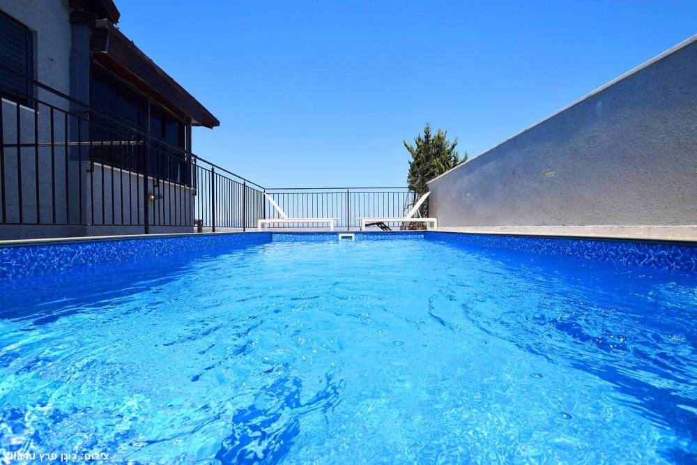 167630 גלרית חוץ, אחוזת אביאל בכנרת, וילה  בטבריה וילות - Vila 4 U