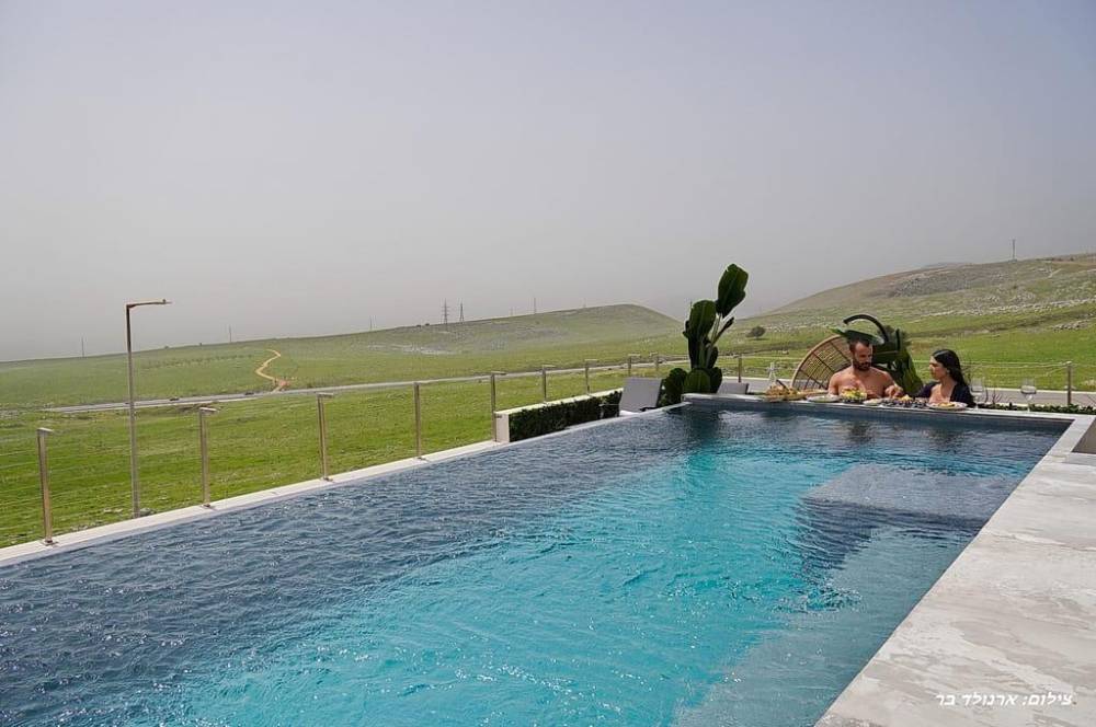 167677 מתחמי הבריכות, M בוטיק, וילה  בנוף כנרת וילות - Vila 4 U