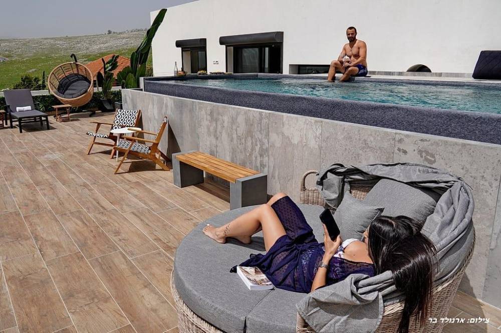 167681 מתחמי הבריכות, M בוטיק, וילה  בנוף כנרת וילות - Vila 4 U