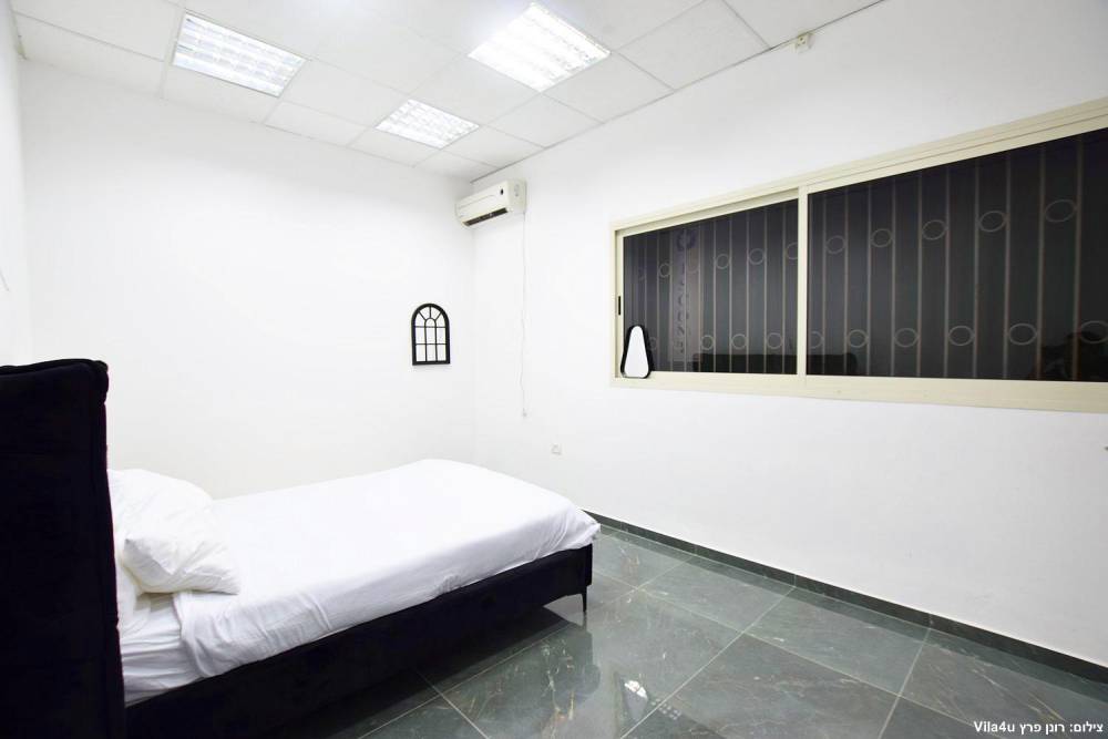 170809 גלרית פנים, מתחם אופוריה נתניה, וילה  בנתניה וילות - Vila 4 U