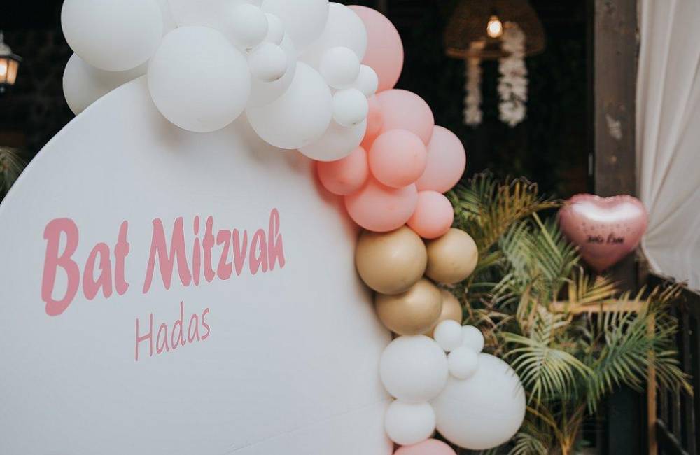 171886 אירועי משפחות בר ובת מצווה, לופט נאריה האוס - Narya House, וילה  בפתח תקווה וילות - Vila 4 U