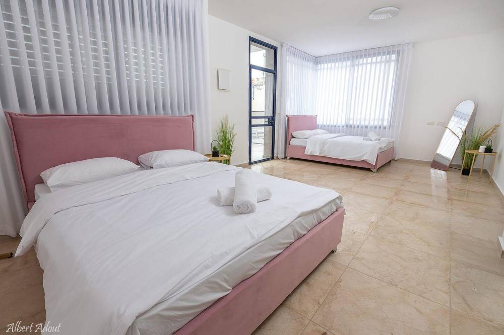 176476 גלריה כללית, וילת אירוח שבת אחים, וילה  בנוף כנרת וילות - Vila 4 U