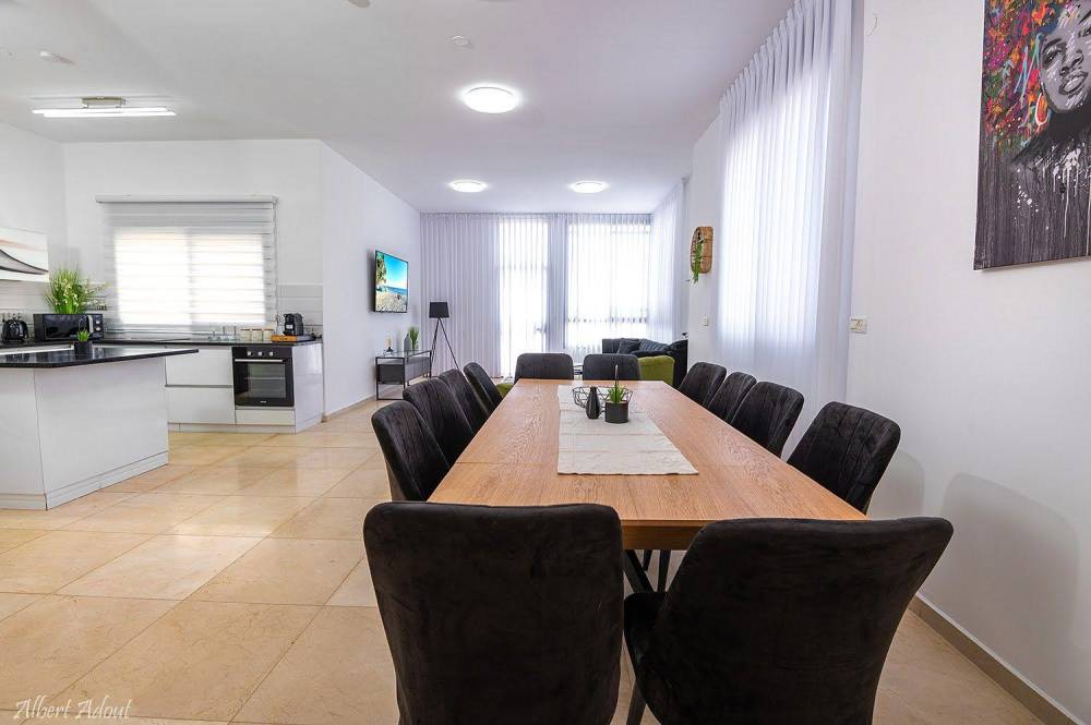 176479 גלריה כללית, וילת אירוח שבת אחים, וילה  בנוף כנרת וילות - Vila 4 U