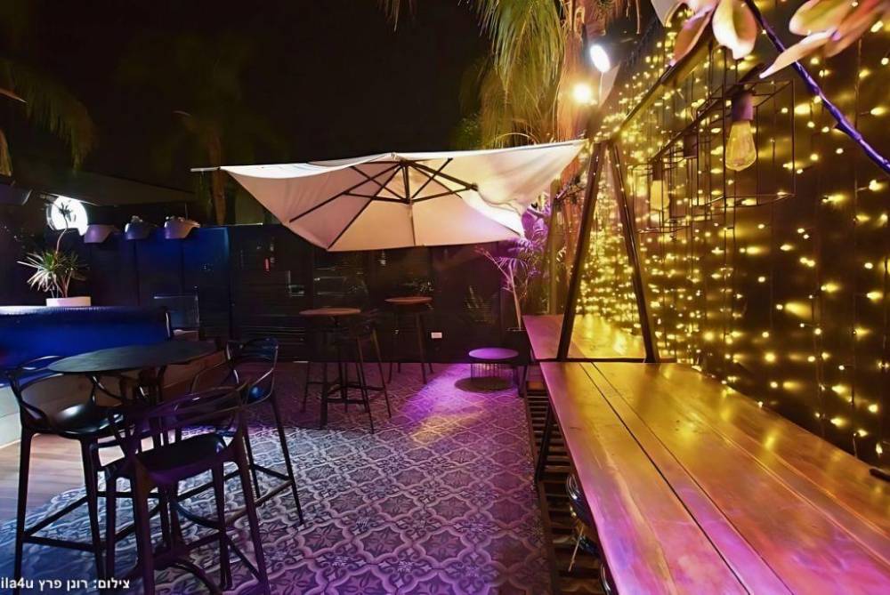 182412 מתחם החוץ והבריכה, פרייבט בר - Private Bar, וילה  בראשון לציון וילות - Vila 4 U