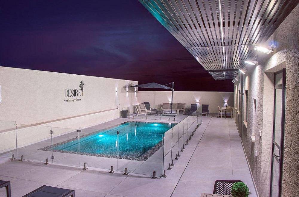 182803 מתחם חיצוני, וילה דיזאייר בוטיק, וילה  בספסופה וילות - Vila 4 U