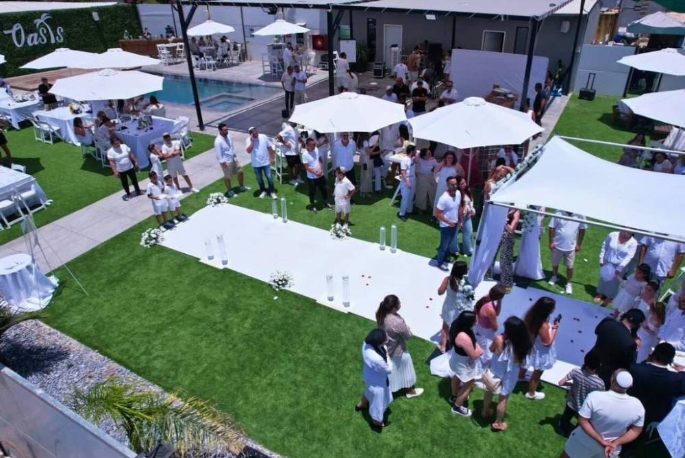 183386 חוגגים אצלנו, אואזיס, וילה  בשדה צבי וילות - Vila 4 U