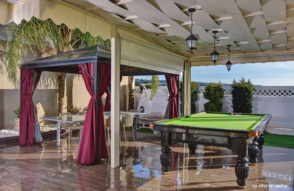 183958 המתחם החיצוני, וילה כינור דוד המלך, וילה  במנות וילות - Vila 4 U