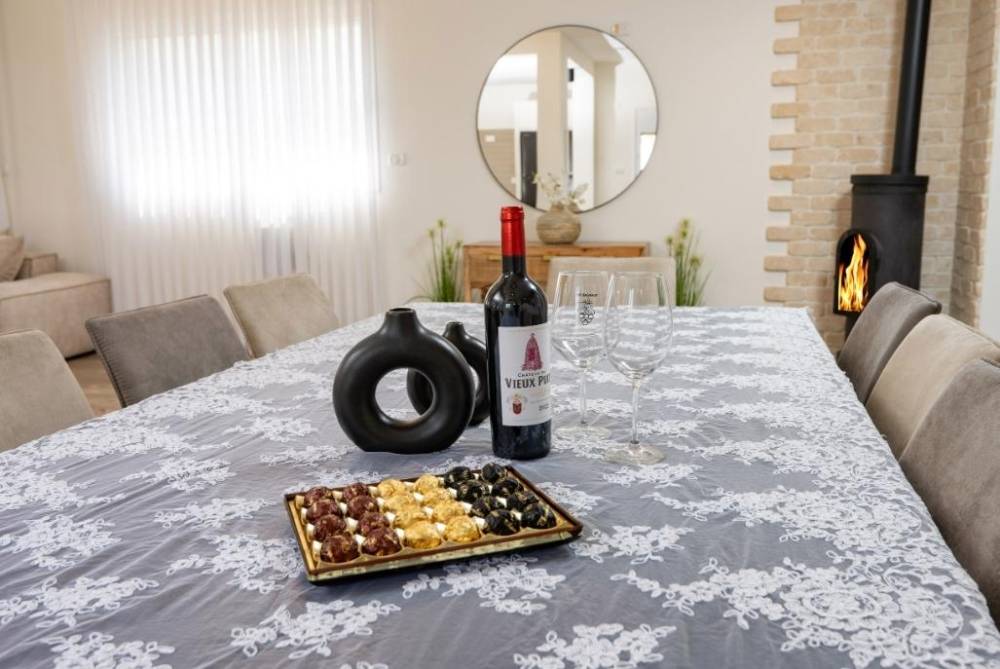 184571 המתחם הפנימי, אחוזת תבור, וילה  באחוזת ברק וילות - Vila 4 U